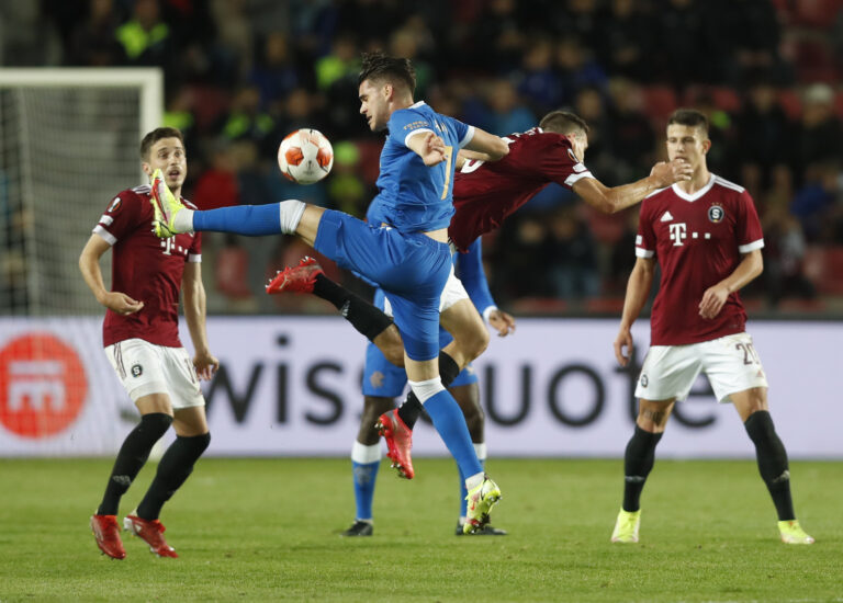 ประณามรายงาน