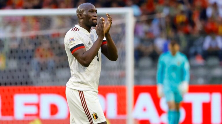 สตาร์ตเป็นตัวจริง