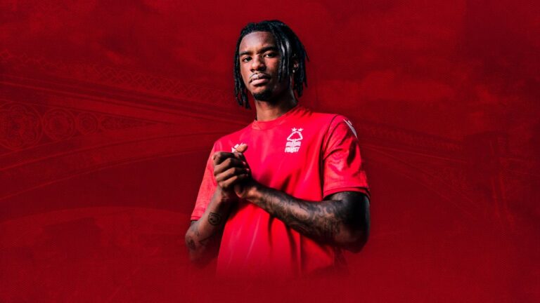 คนกลุ่มแรก